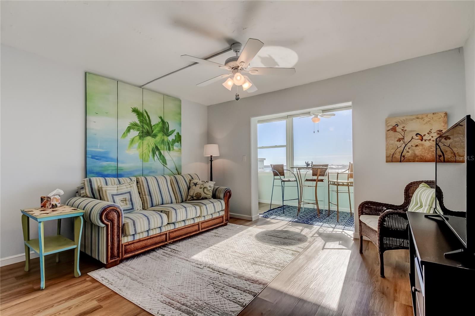 Image 14 of 38 For 4775 Cove Circle 1105