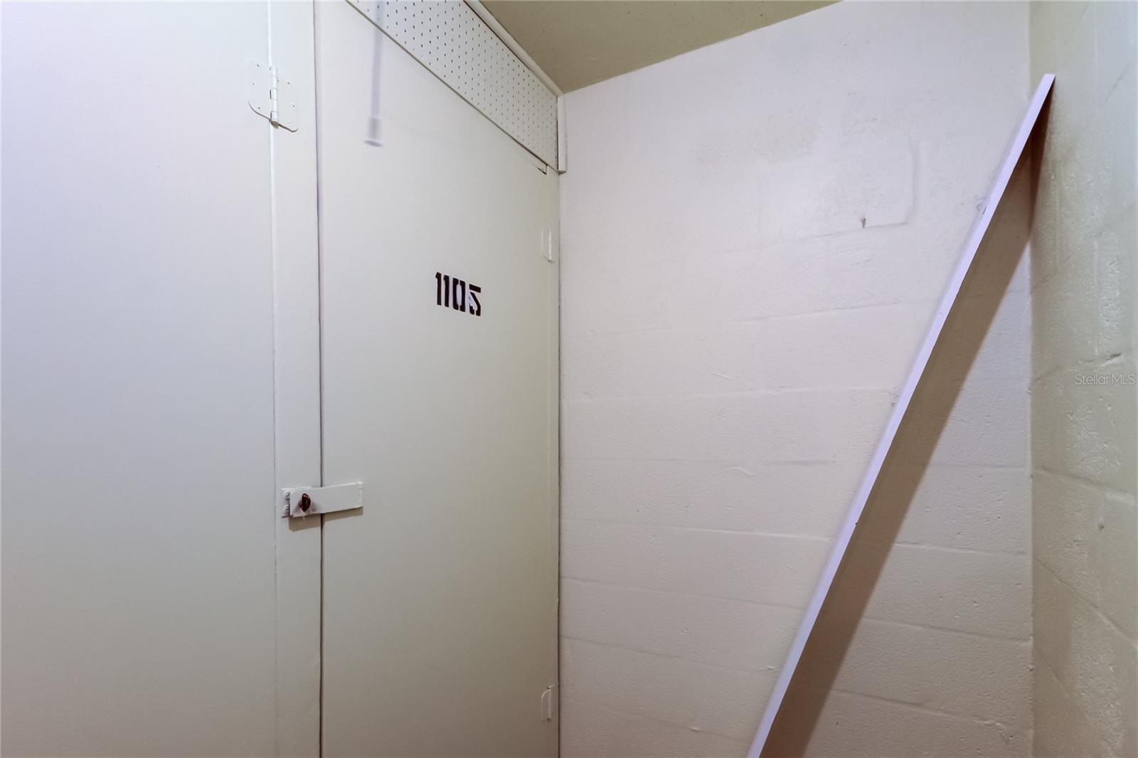 Image 22 of 38 For 4775 Cove Circle 1105