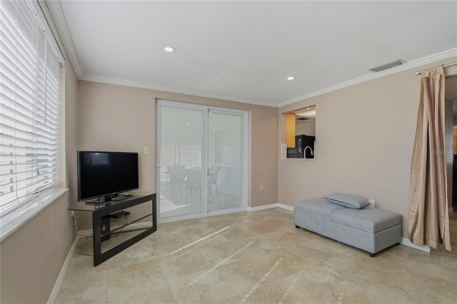 Image 12 of 44 For 7420 Sandalwood Drive