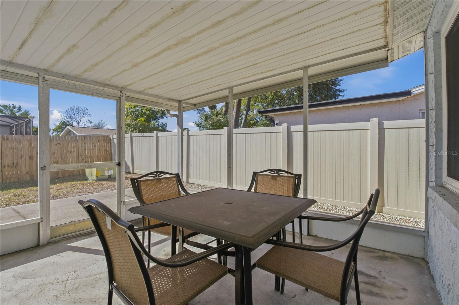 Image 29 of 44 For 7420 Sandalwood Drive