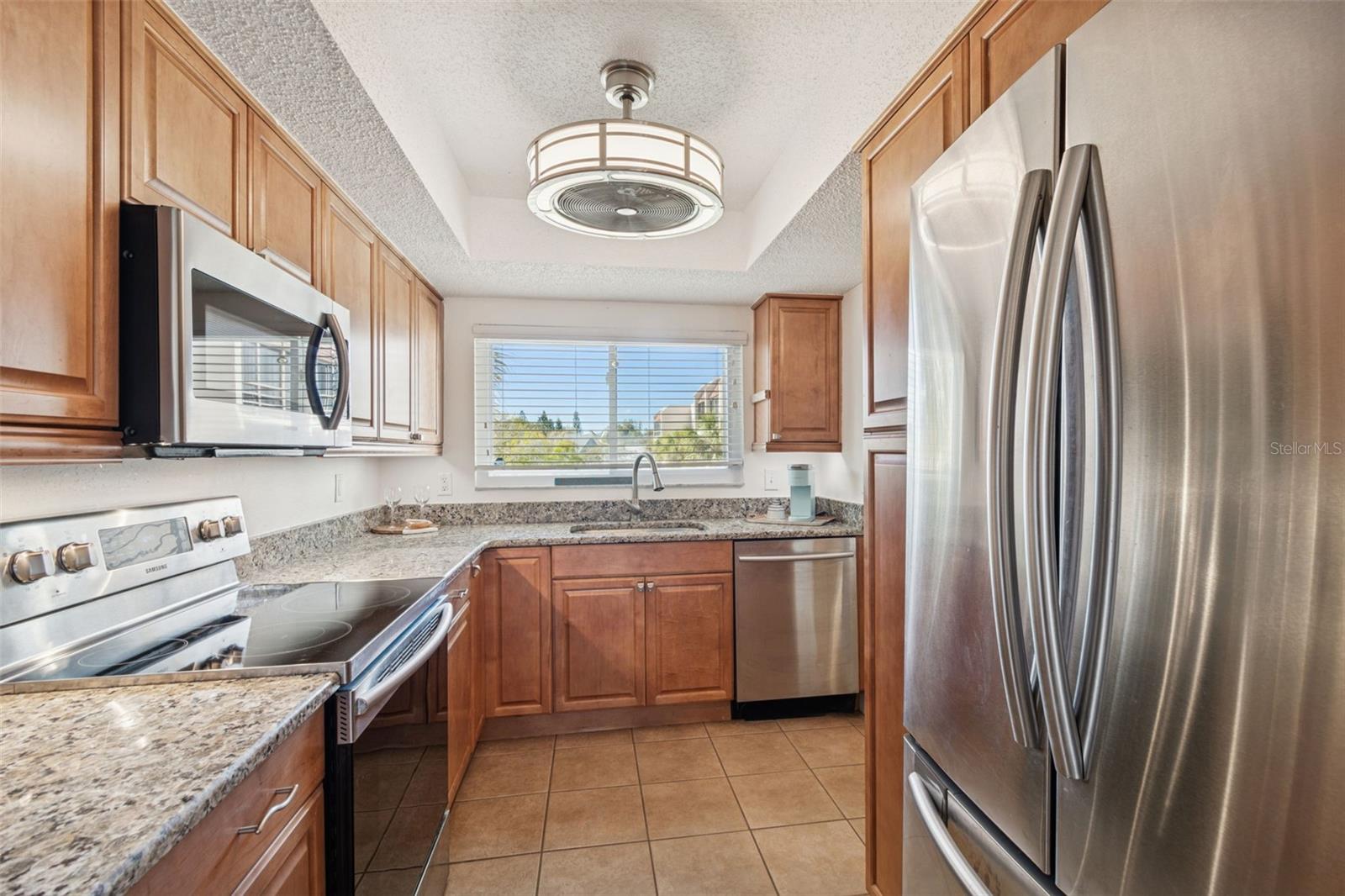 Image 11 of 46 For 90 Highland Avenue 1306