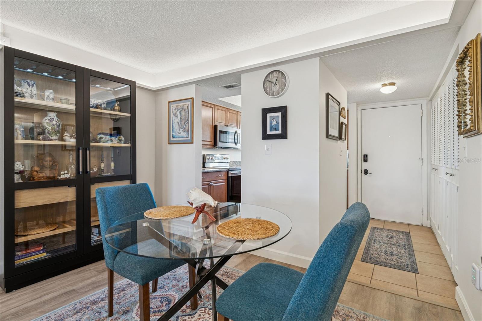 Image 14 of 46 For 90 Highland Avenue 1306