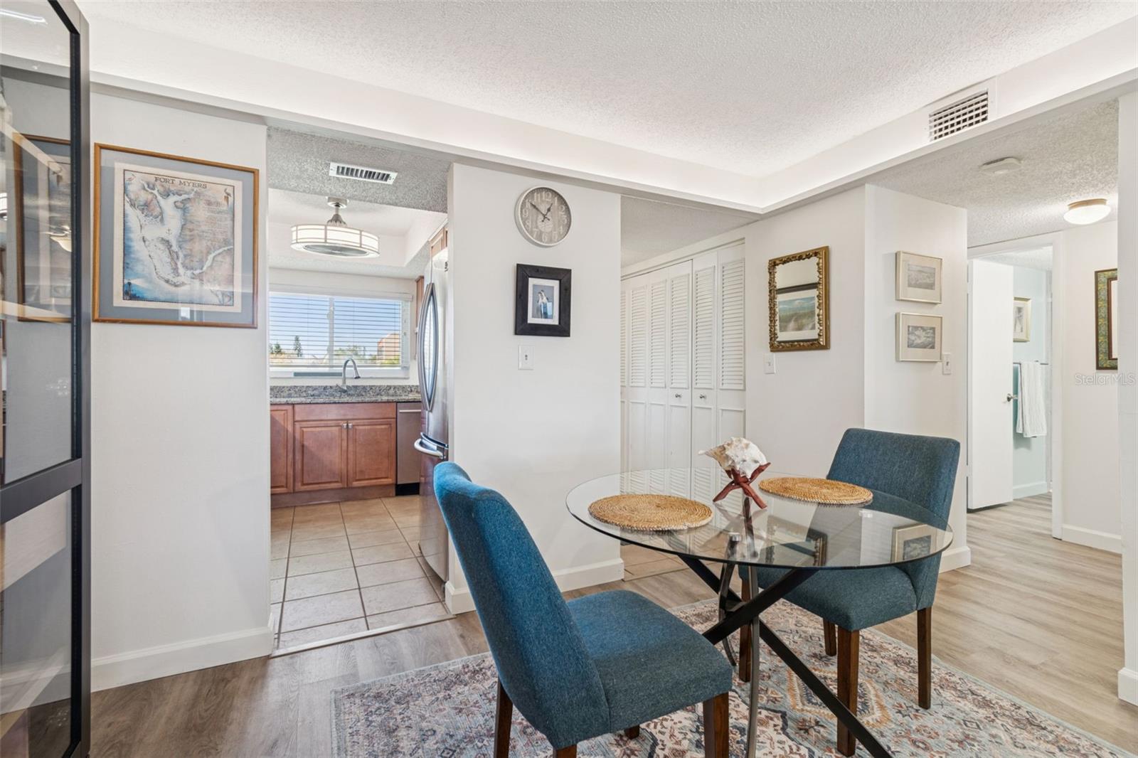 Image 15 of 46 For 90 Highland Avenue 1306