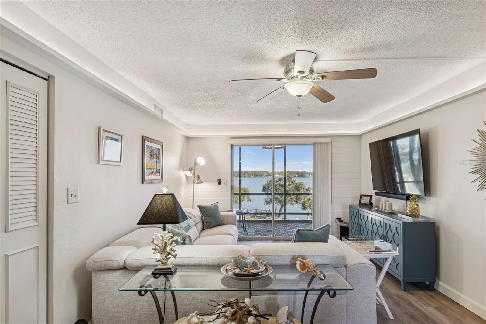 Image 16 of 46 For 90 Highland Avenue 1306