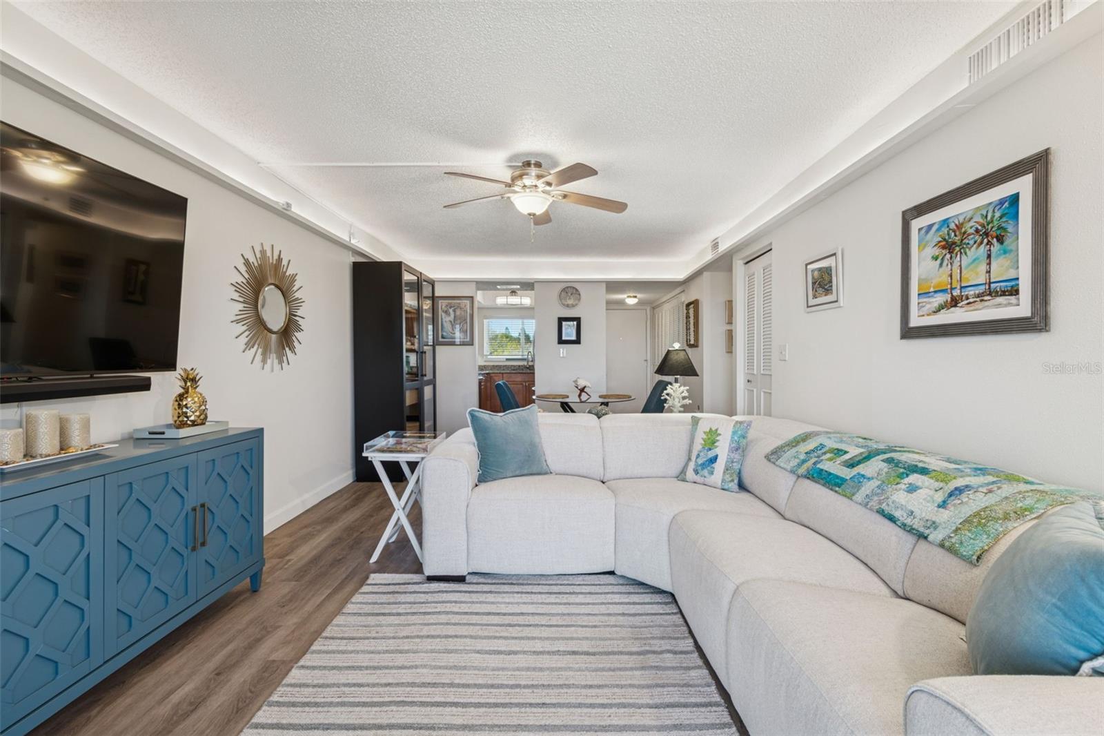 Image 19 of 46 For 90 Highland Avenue 1306