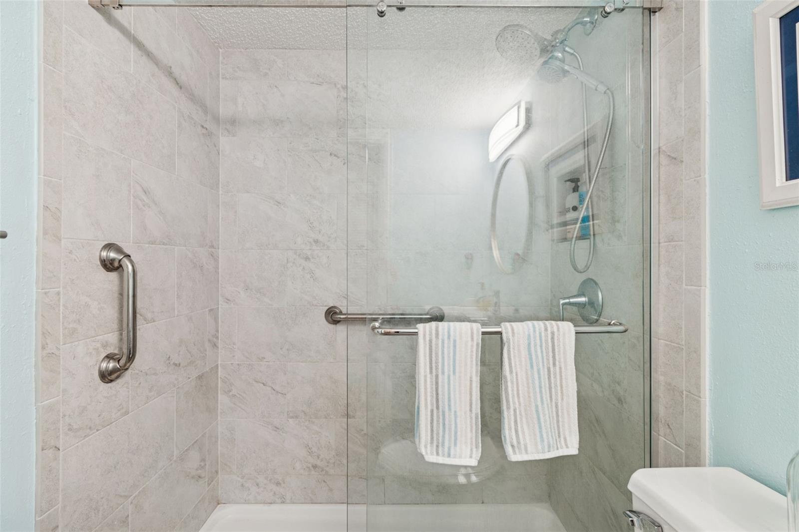 Image 21 of 46 For 90 Highland Avenue 1306