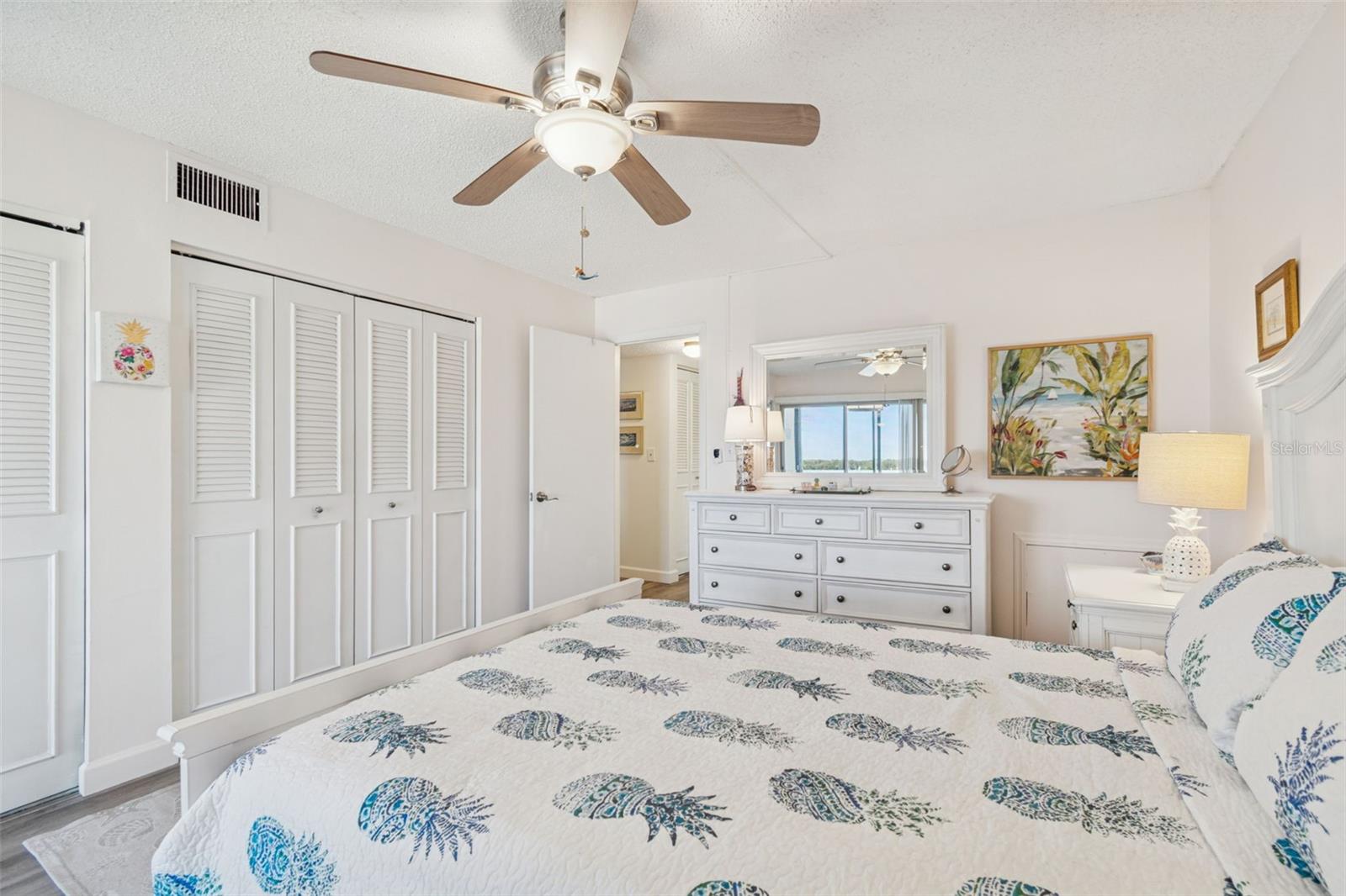 Image 26 of 46 For 90 Highland Avenue 1306