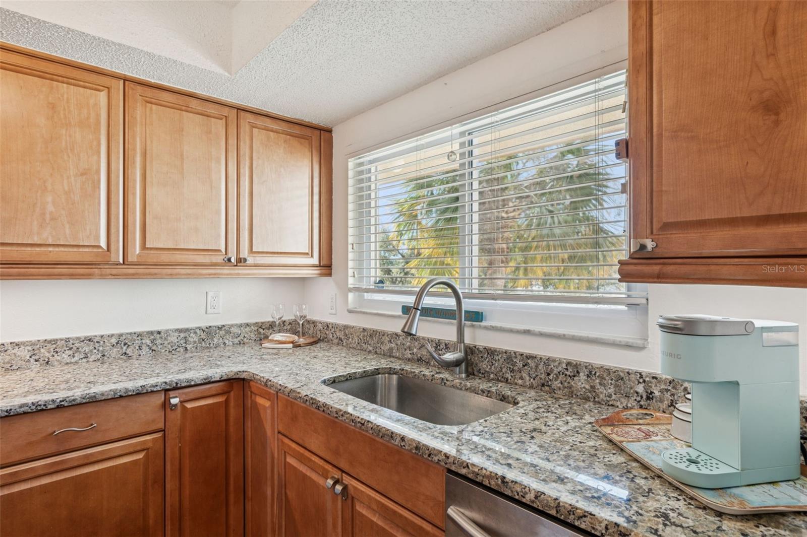 Image 7 of 46 For 90 Highland Avenue 1306