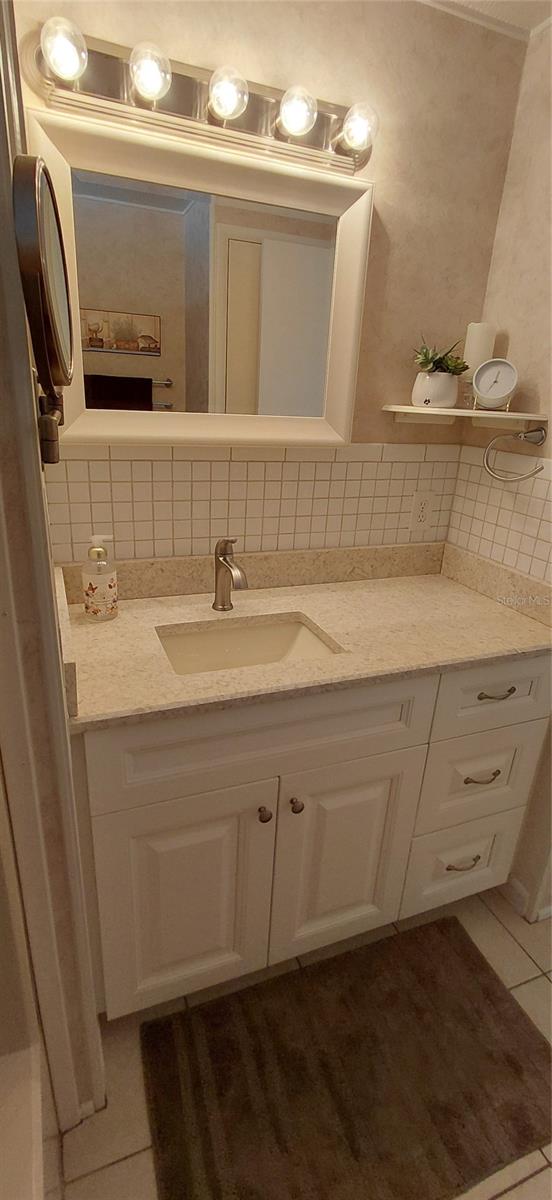 Image 15 of 44 For 2127 Manoa Drive