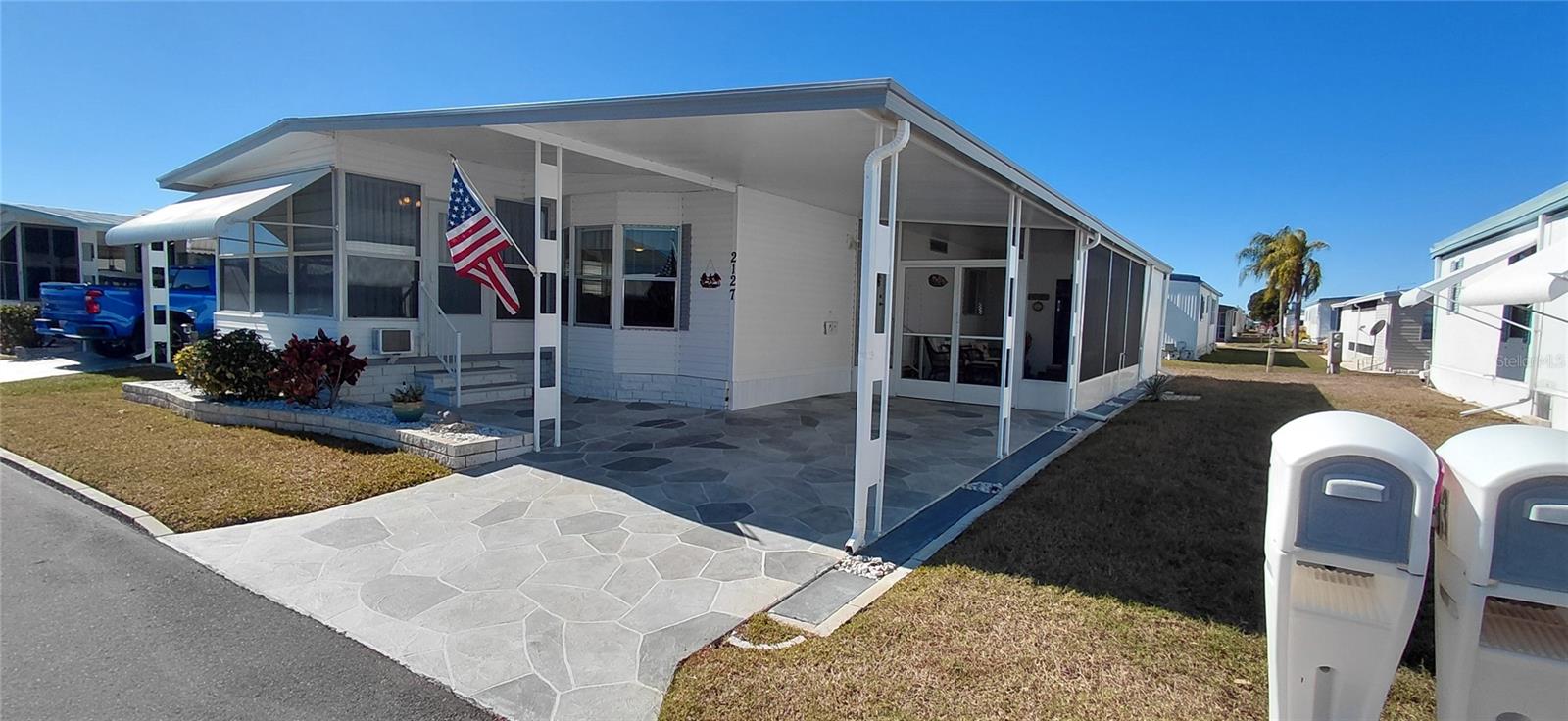 Image 40 of 44 For 2127 Manoa Drive