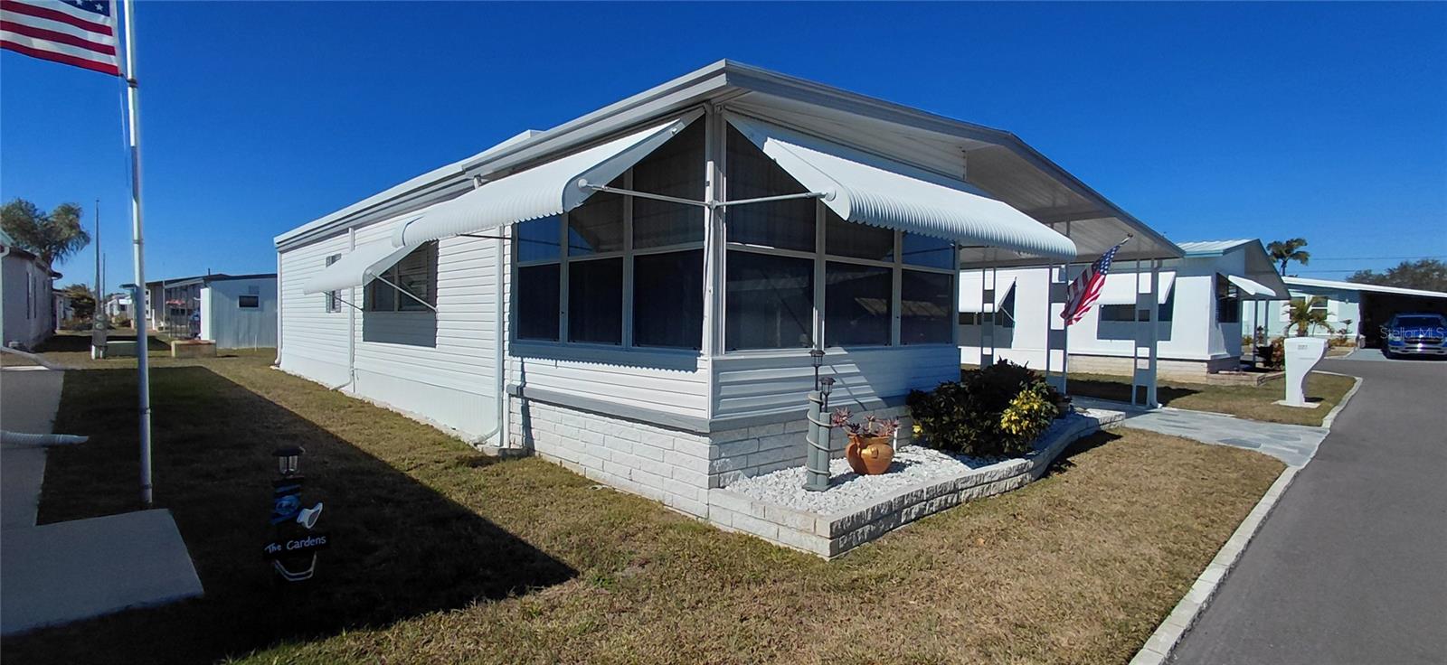 Image 41 of 44 For 2127 Manoa Drive