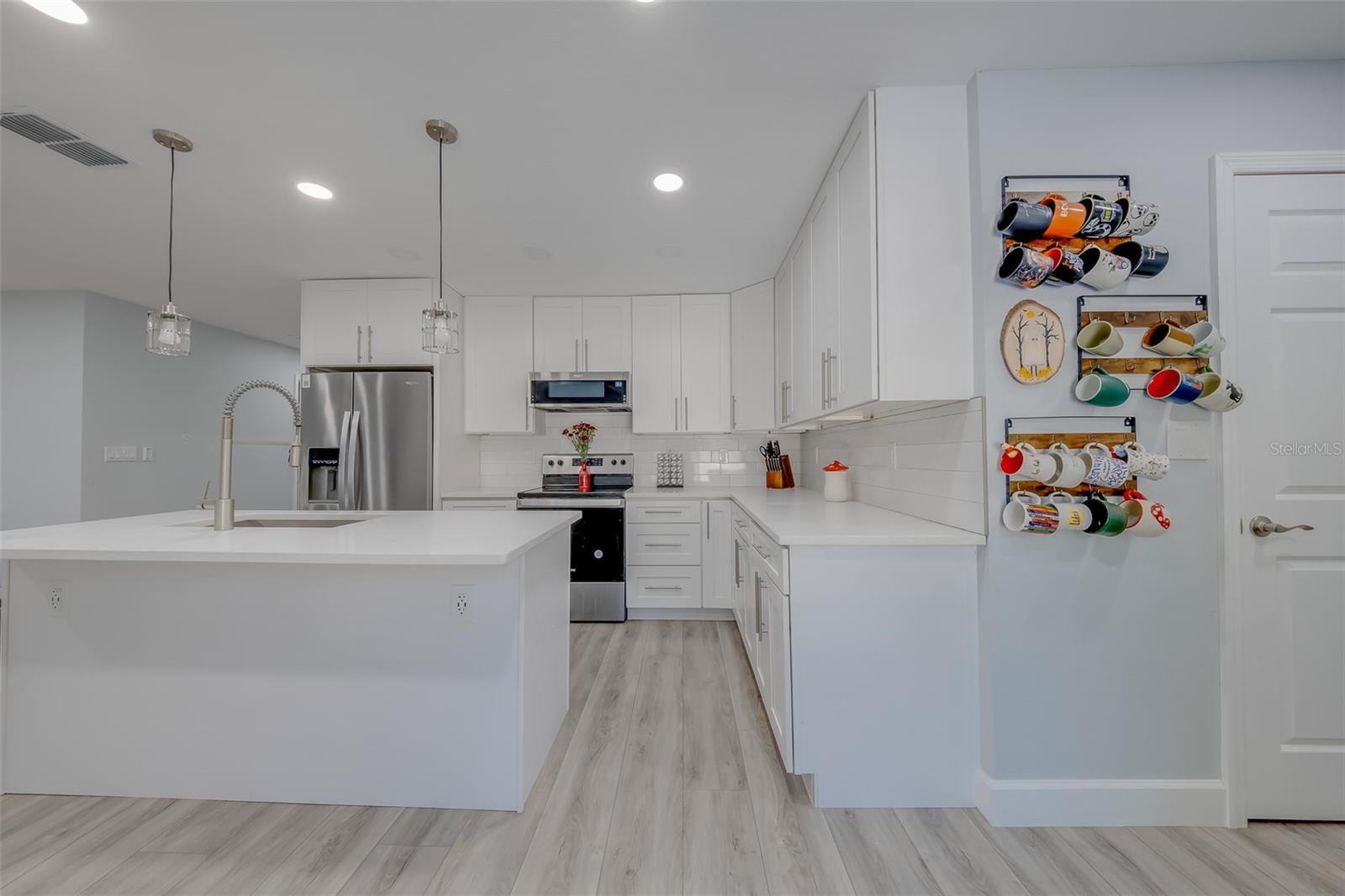 Image 8 of 27 For 1814 Sylvan Drive