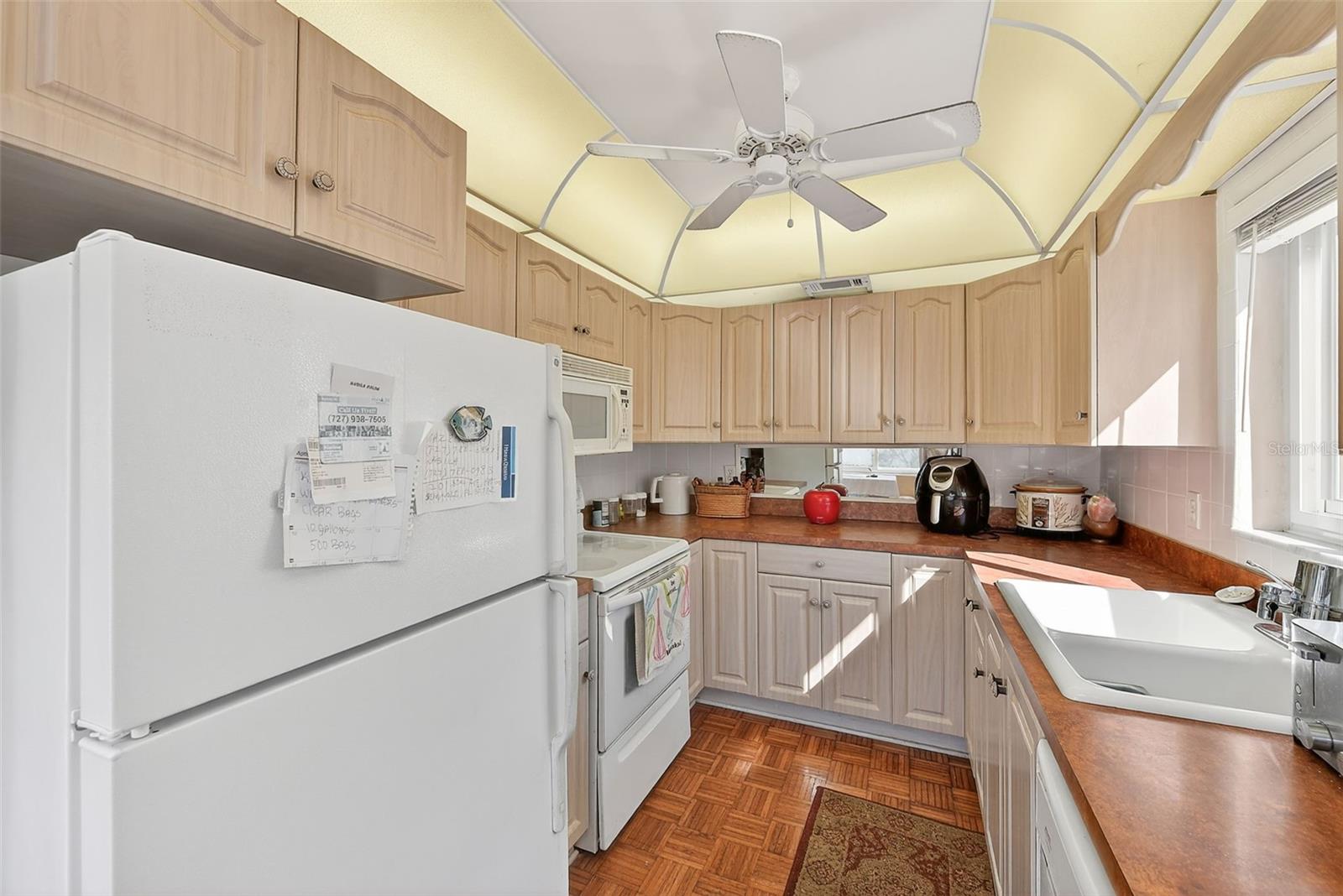 Image 8 of 28 For 11201 80th Avenue N 201