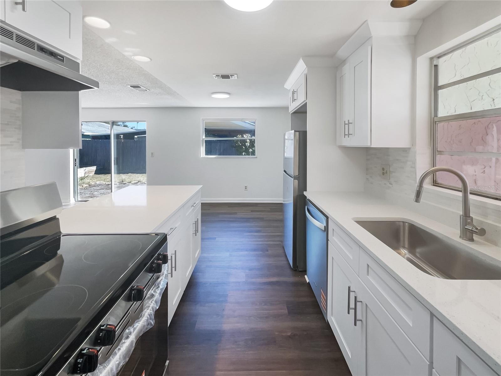 Image 10 of 28 For 8711 Cordial Court