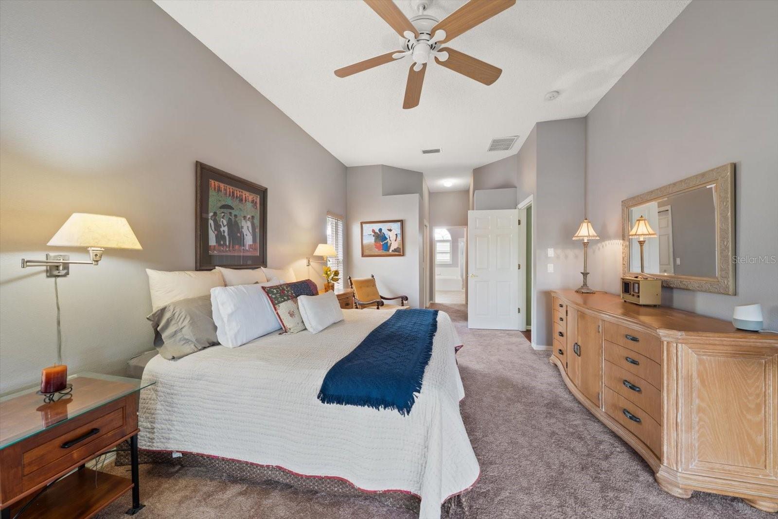 Listing photo id 8 for 1237 Rambling Vine Court