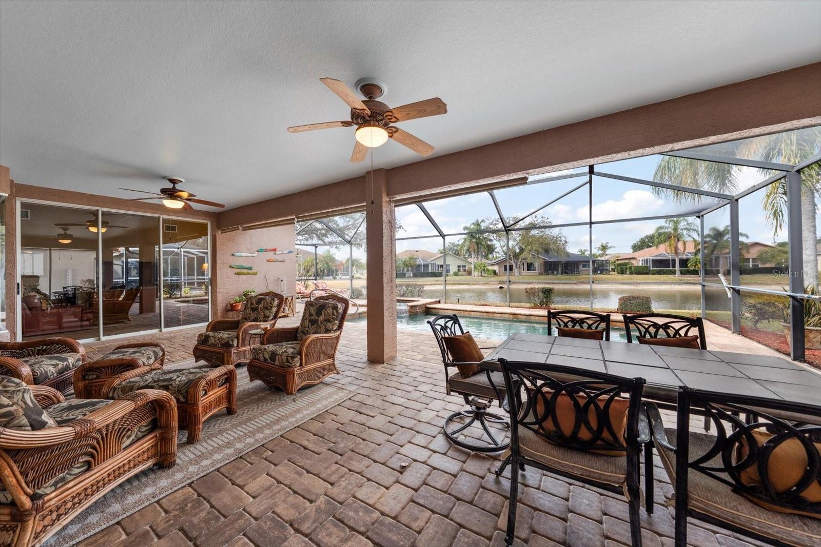 Listing photo id 20 for 1237 Rambling Vine Court