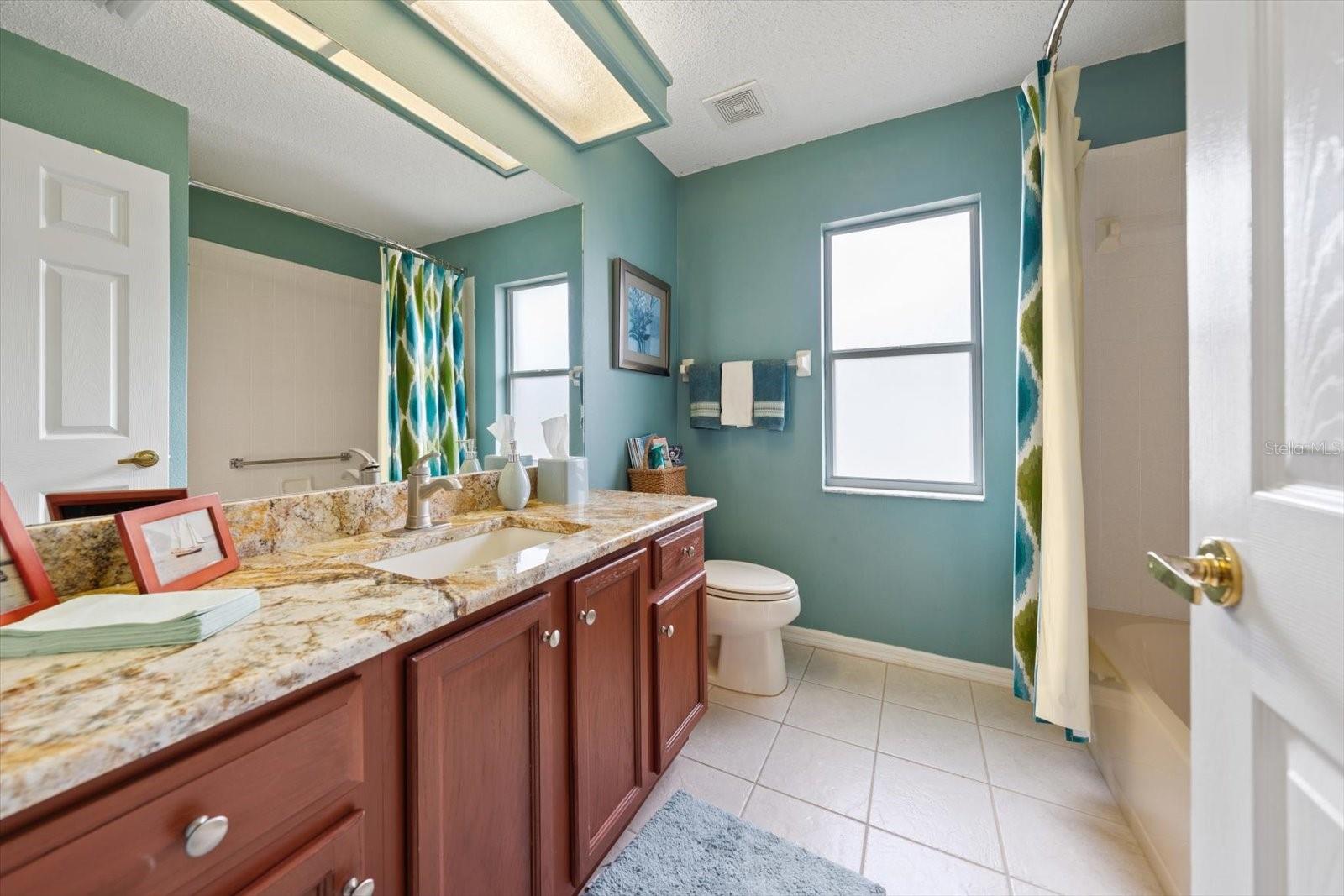 Listing photo id 31 for 1237 Rambling Vine Court