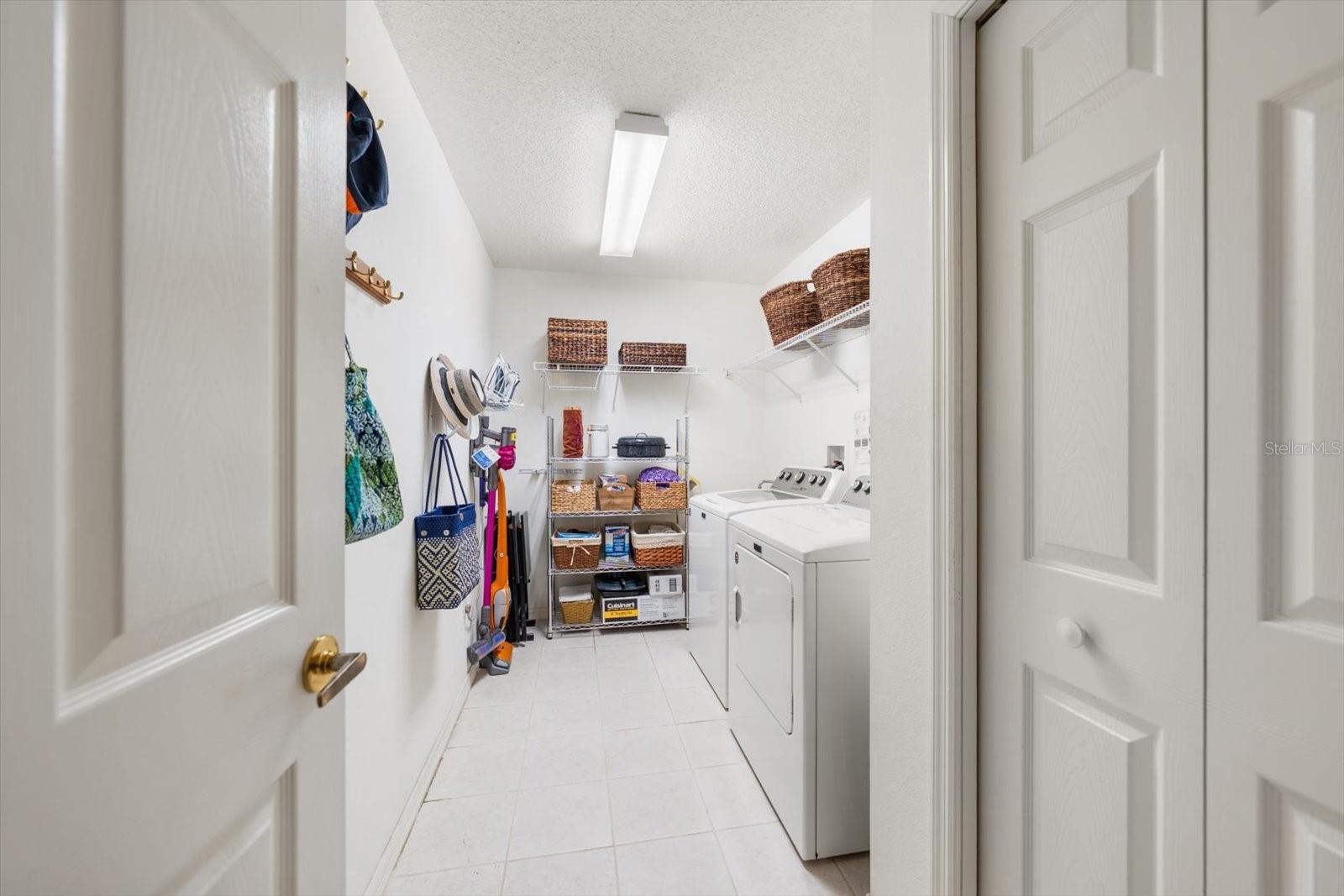 Listing photo id 34 for 1237 Rambling Vine Court