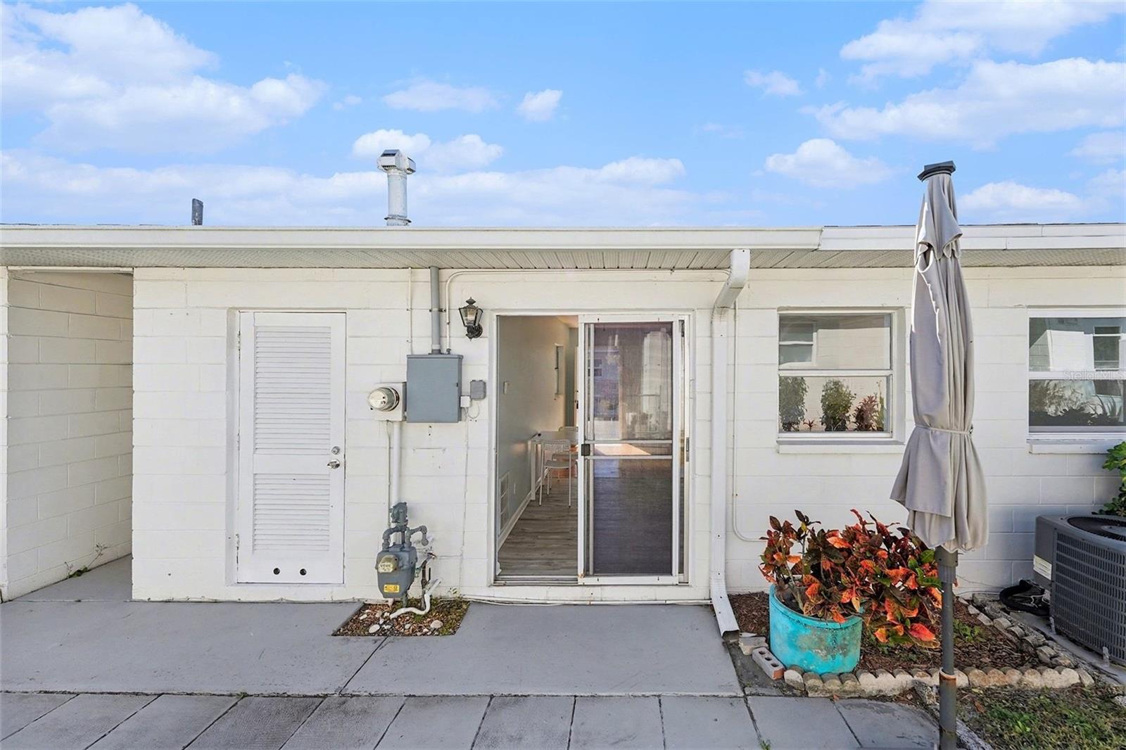 Image 25 of 34 For 12400 Park Boulevard 311