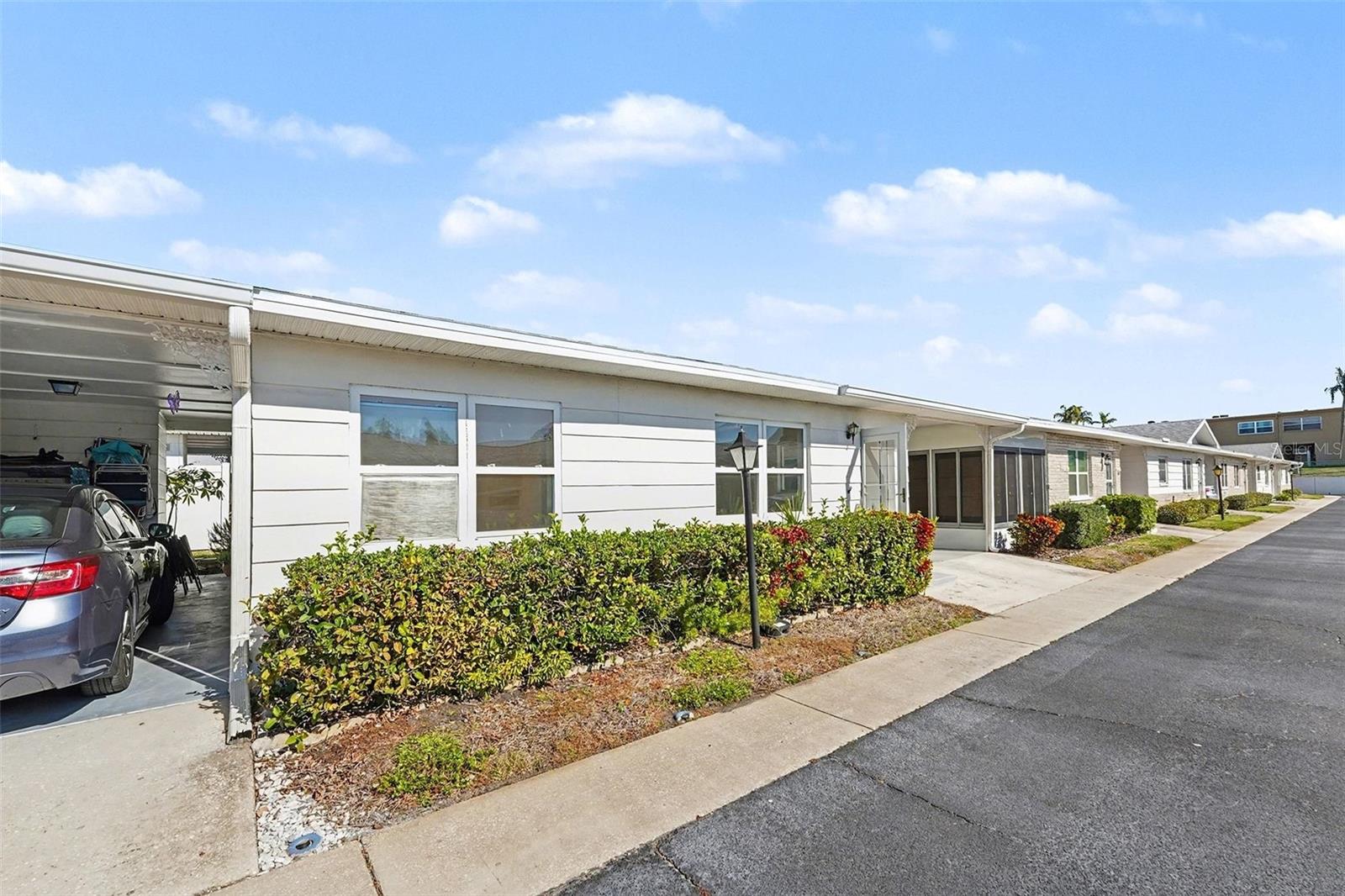 Image 5 of 34 For 12400 Park Boulevard 311