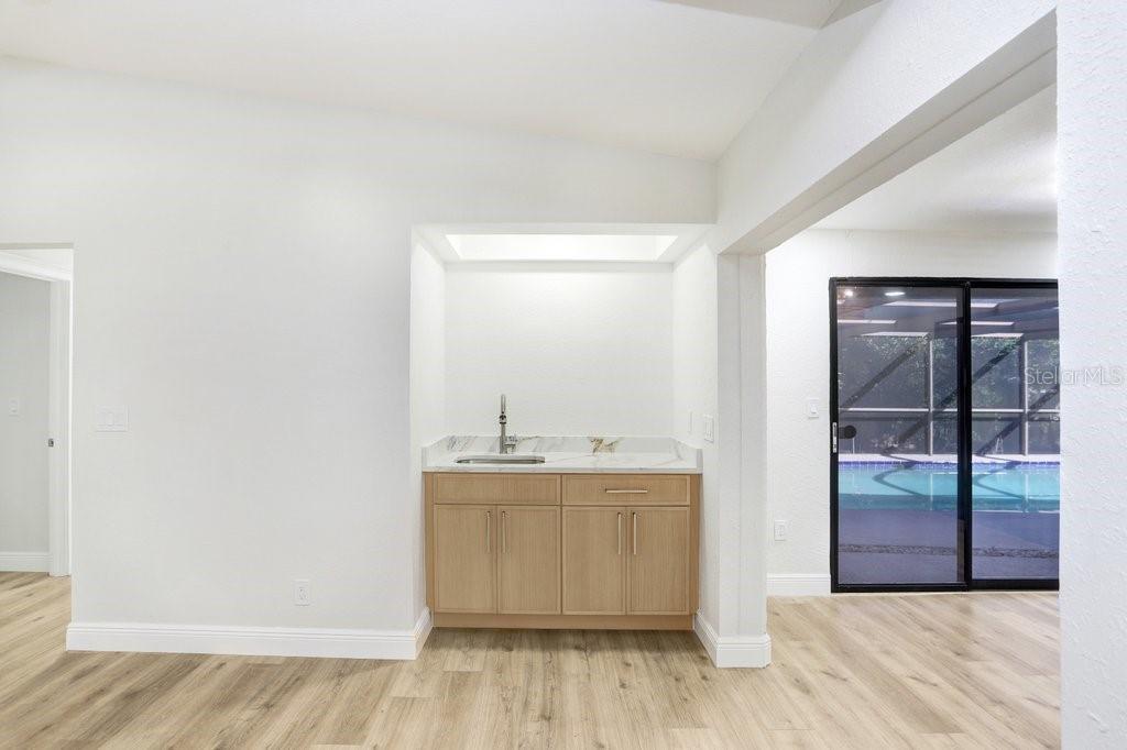 Image 10 of 33 For 3039 Sandpiper Court