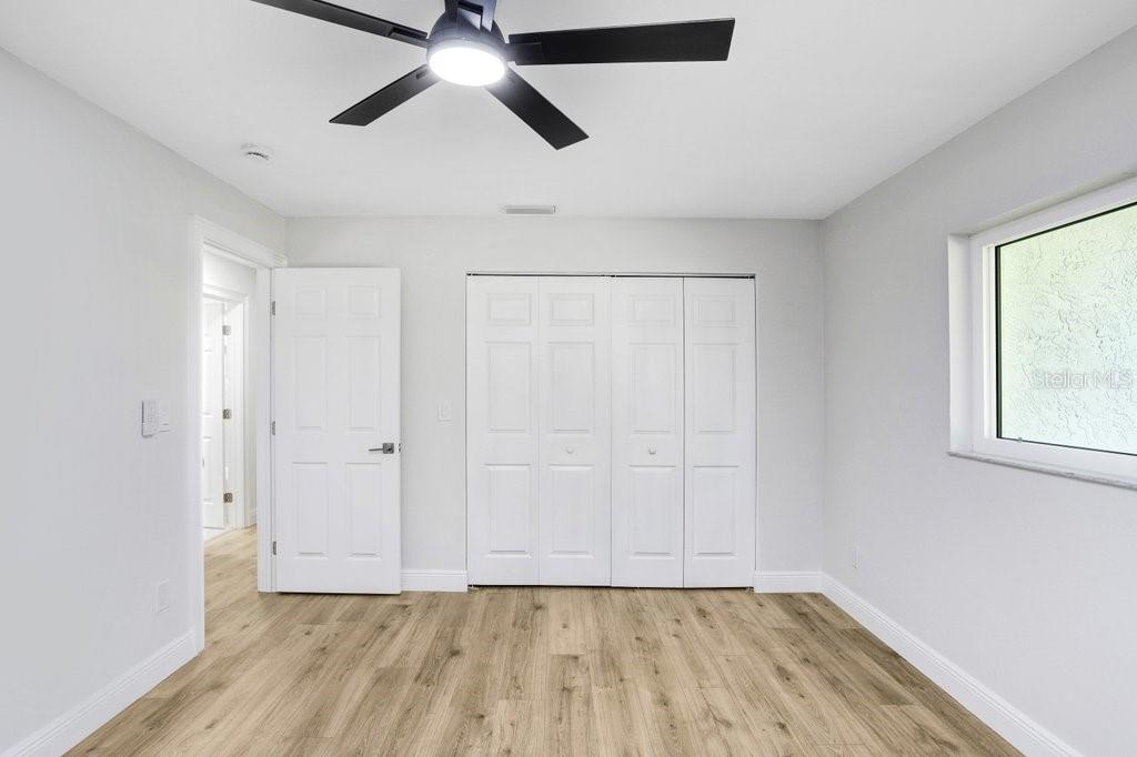 Image 17 of 33 For 3039 Sandpiper Court