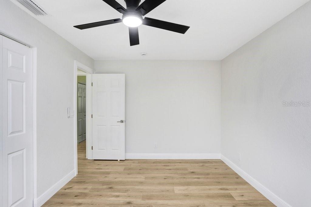 Image 20 of 33 For 3039 Sandpiper Court