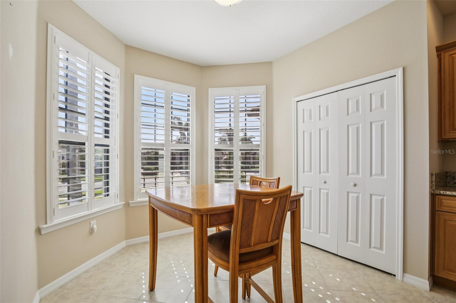 Image 6 of 36 For 20306 Pezzana Drive