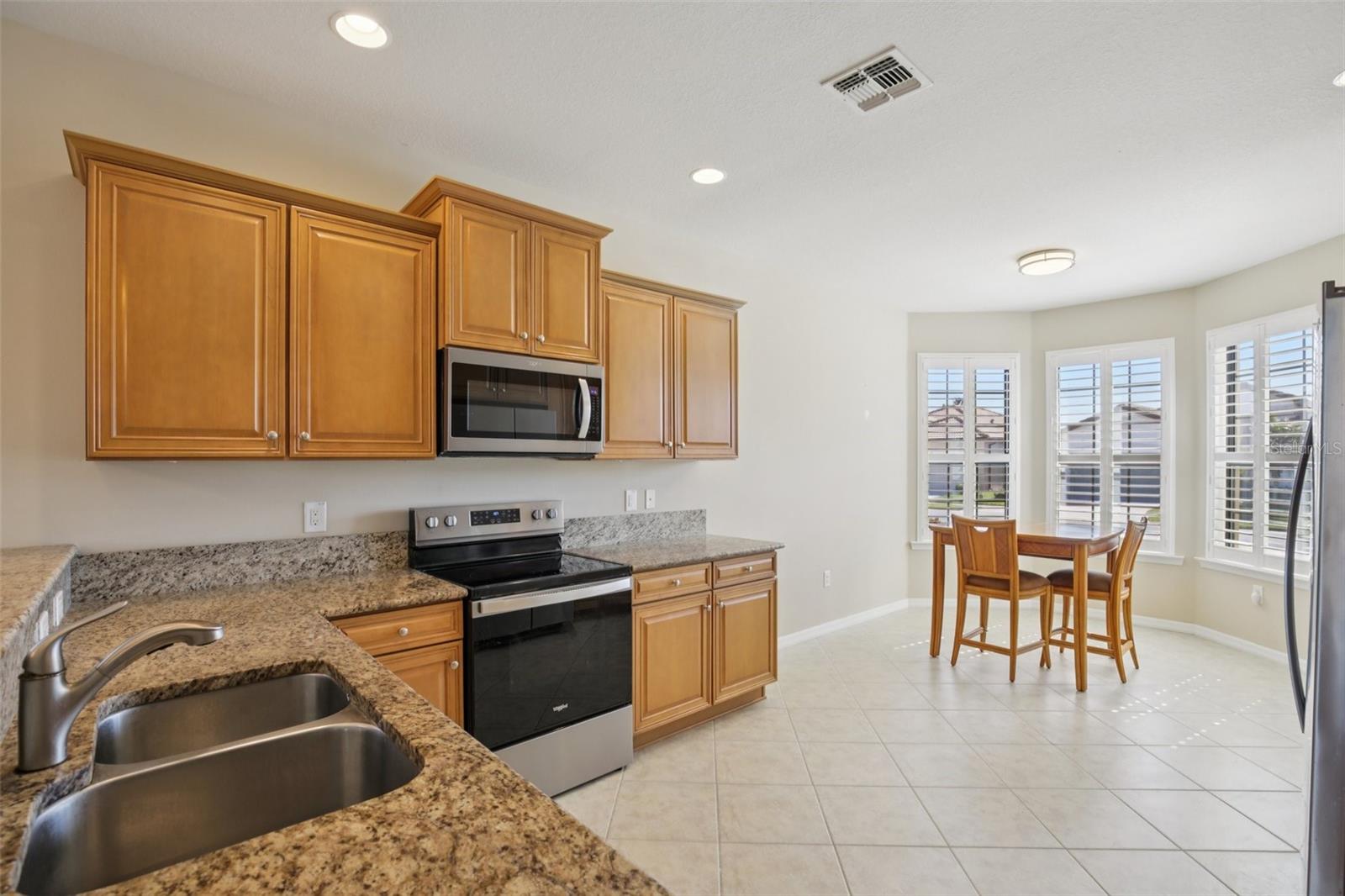 Image 9 of 36 For 20306 Pezzana Drive