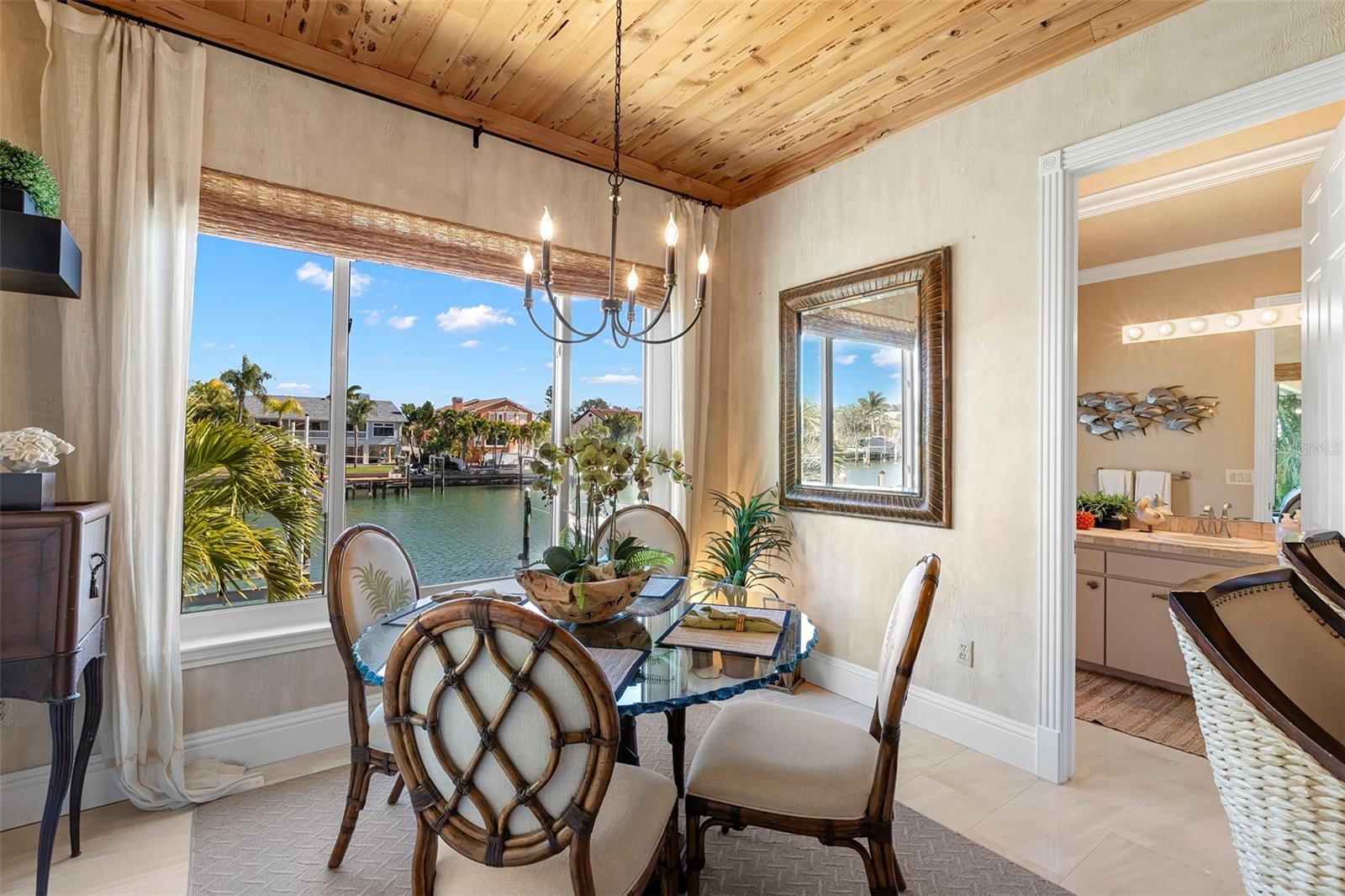 Image 29 of 76 For 967 Landmark Circle S