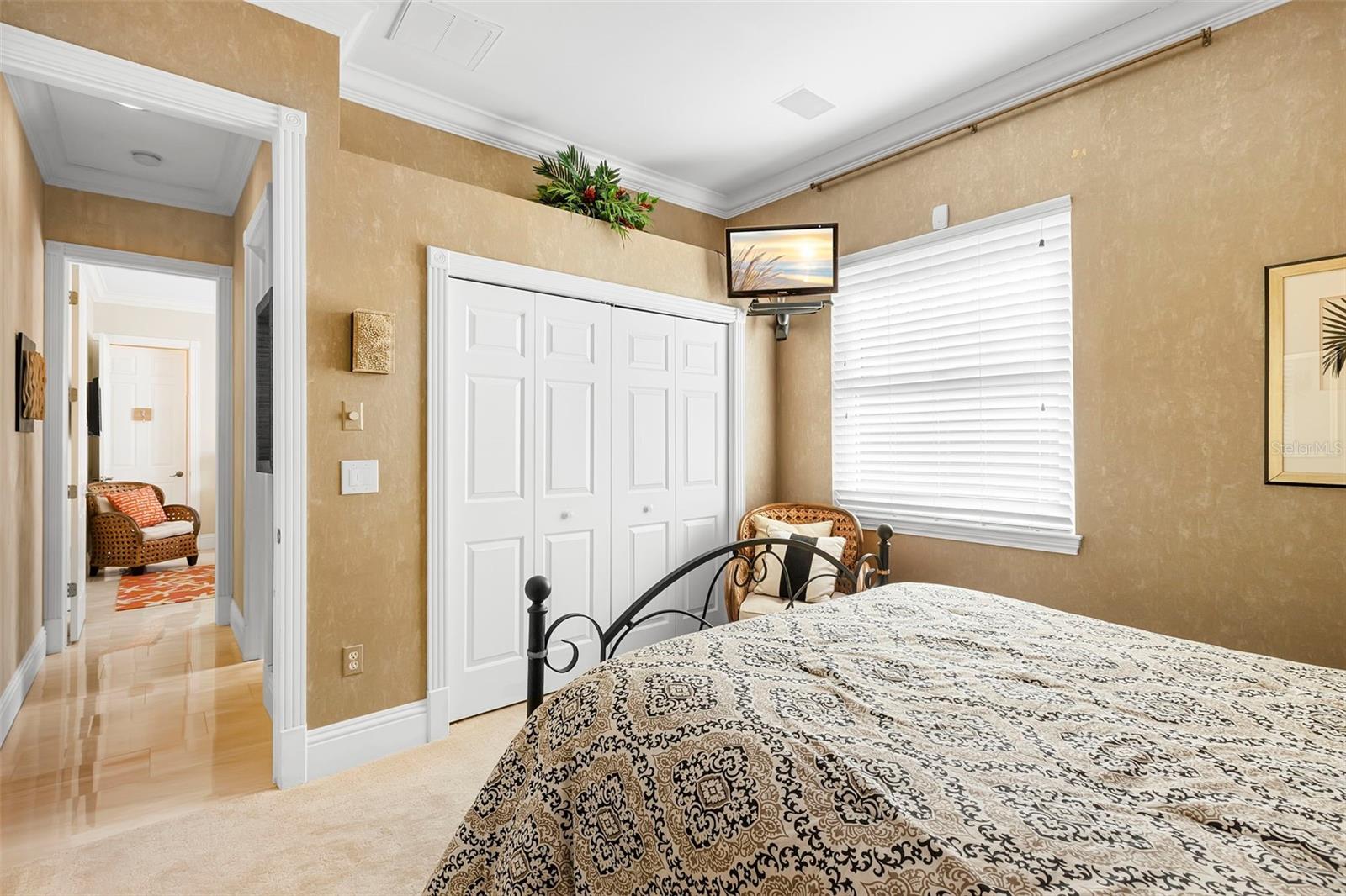 Image 39 of 76 For 967 Landmark Circle S