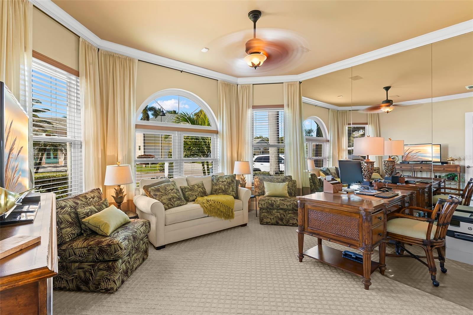 Image 45 of 76 For 967 Landmark Circle S