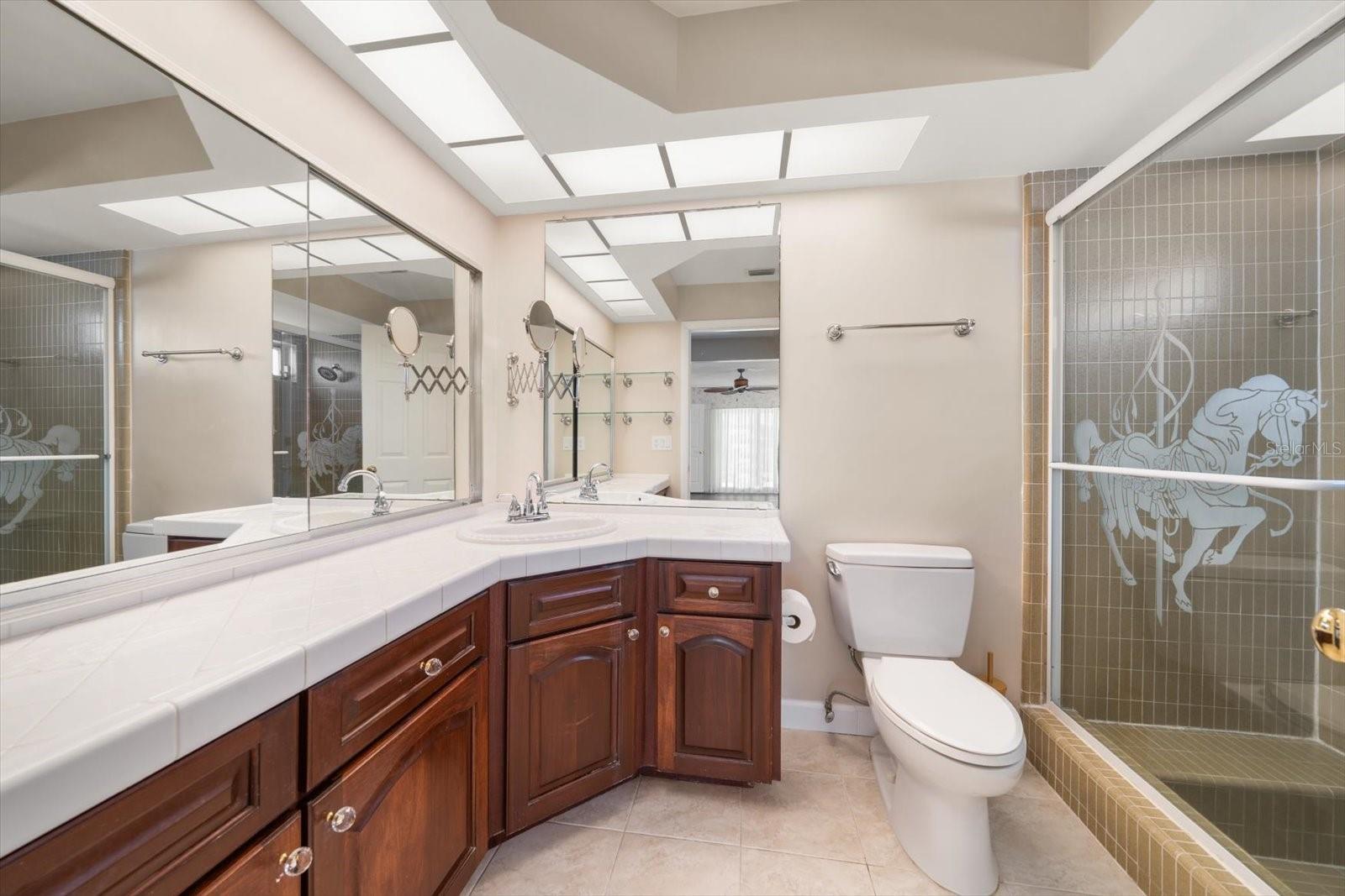 Image 30 of 68 For 878 Harbor Island