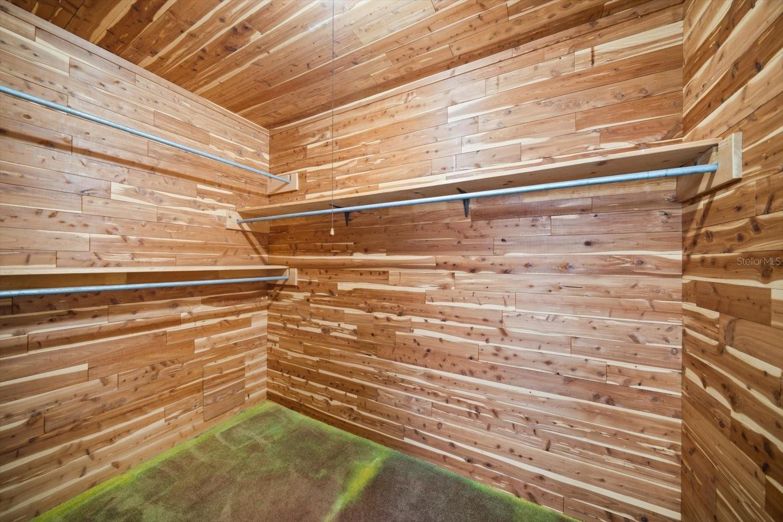 Image 45 of 68 For 878 Harbor Island