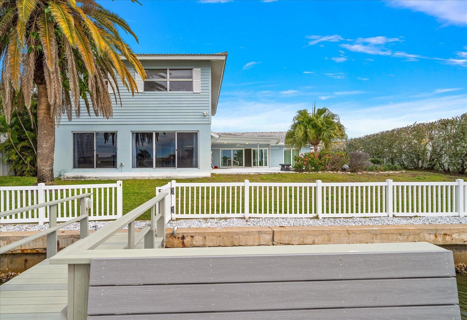 Image 56 of 68 For 878 Harbor Island