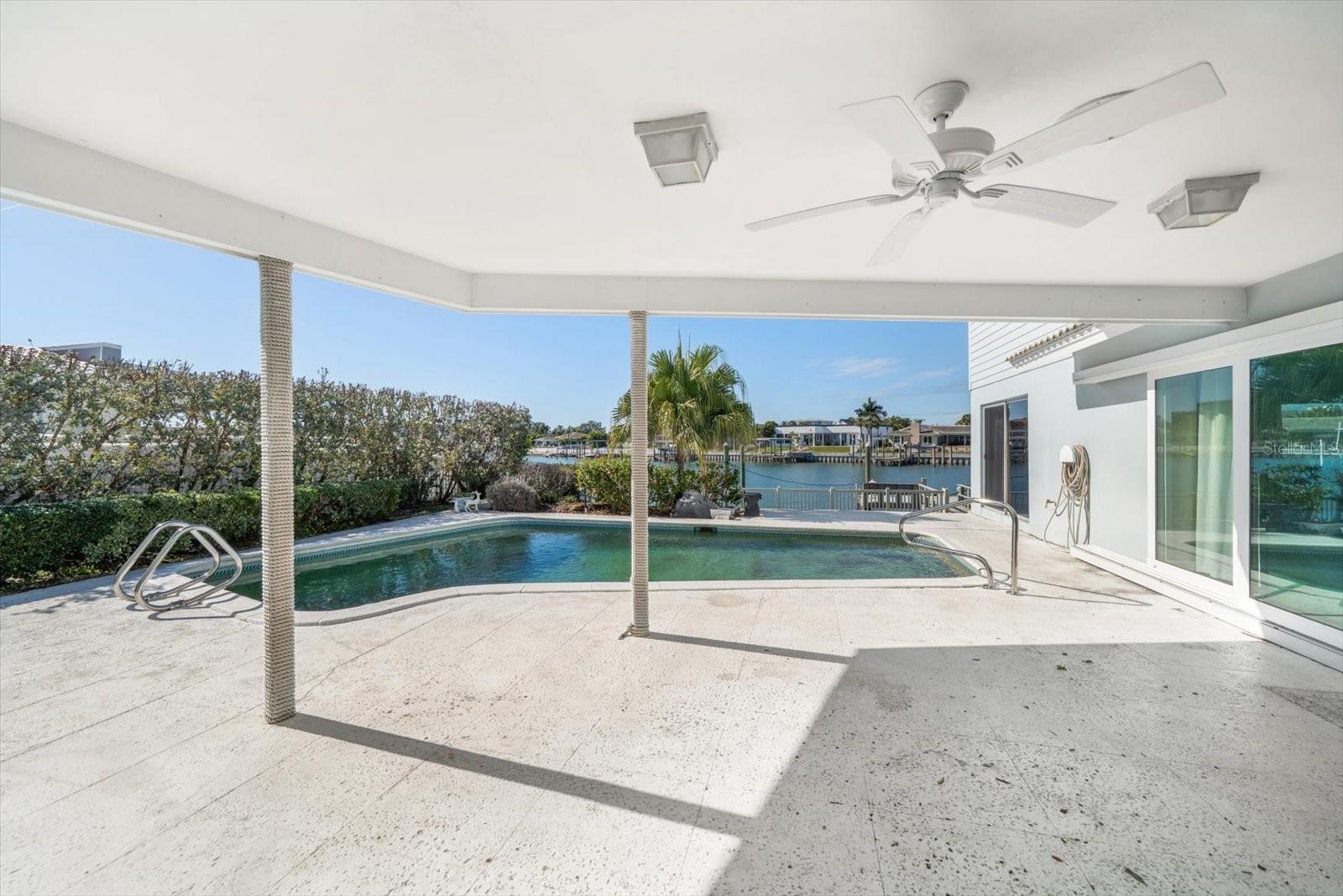 Image 6 of 68 For 878 Harbor Island