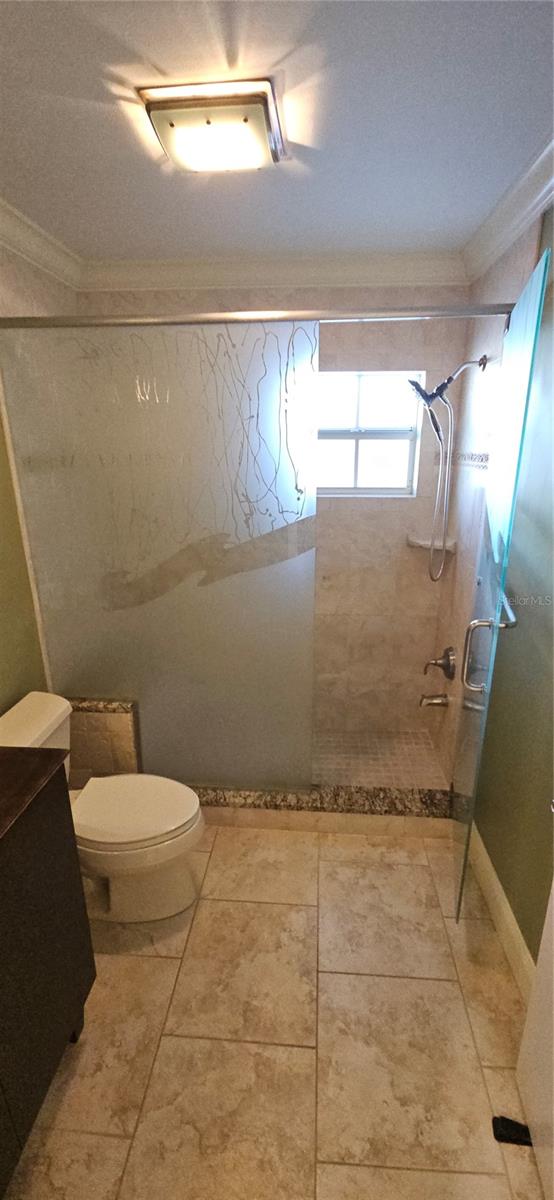 Image 16 of 24 For 701 Poinsettia Road 126