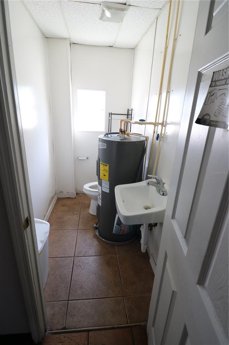 Image 28 of 43 For 2418 Us 19 Highway