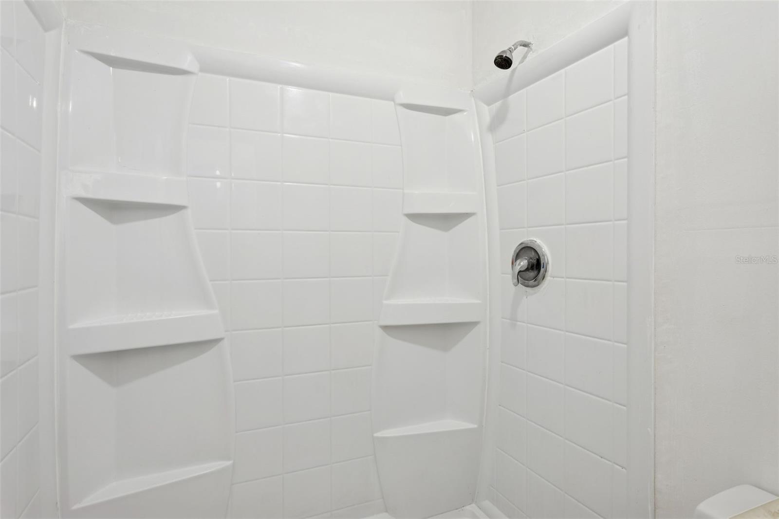 Image 13 of 24 For 5110 Tennis Court Circle 86