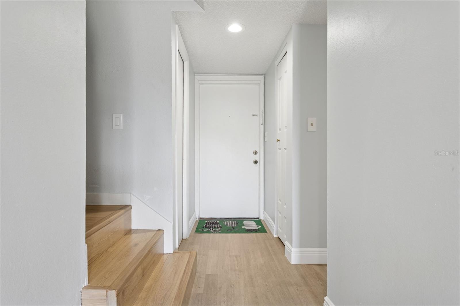 Image 2 of 24 For 5110 Tennis Court Circle 86