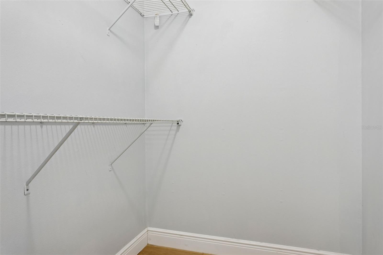 Image 21 of 24 For 5110 Tennis Court Circle 86