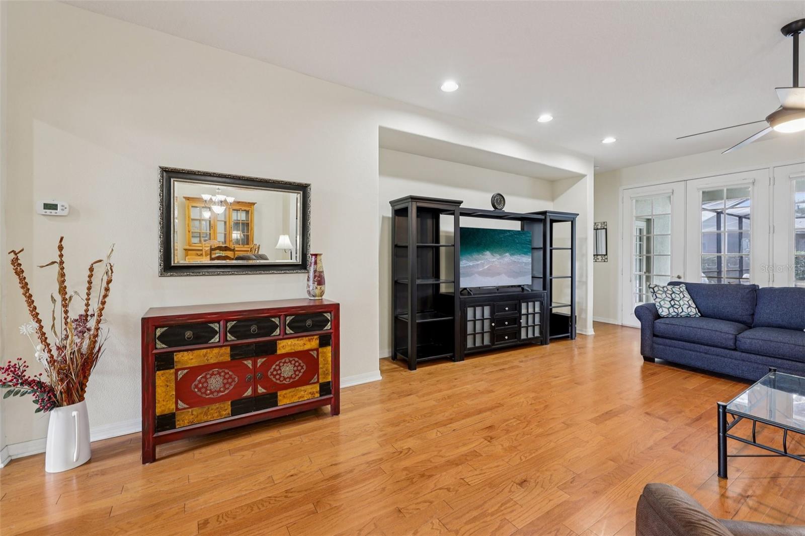 Listing photo id 7 for 12606 River Birch Drive