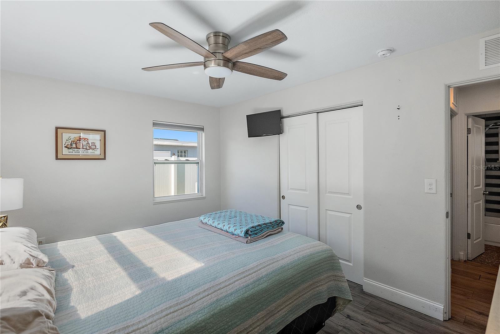 Image 12 of 24 For 6631 Bougainvilla Avenue S