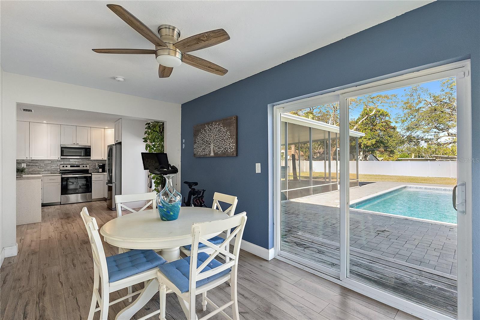 Image 16 of 24 For 6631 Bougainvilla Avenue S