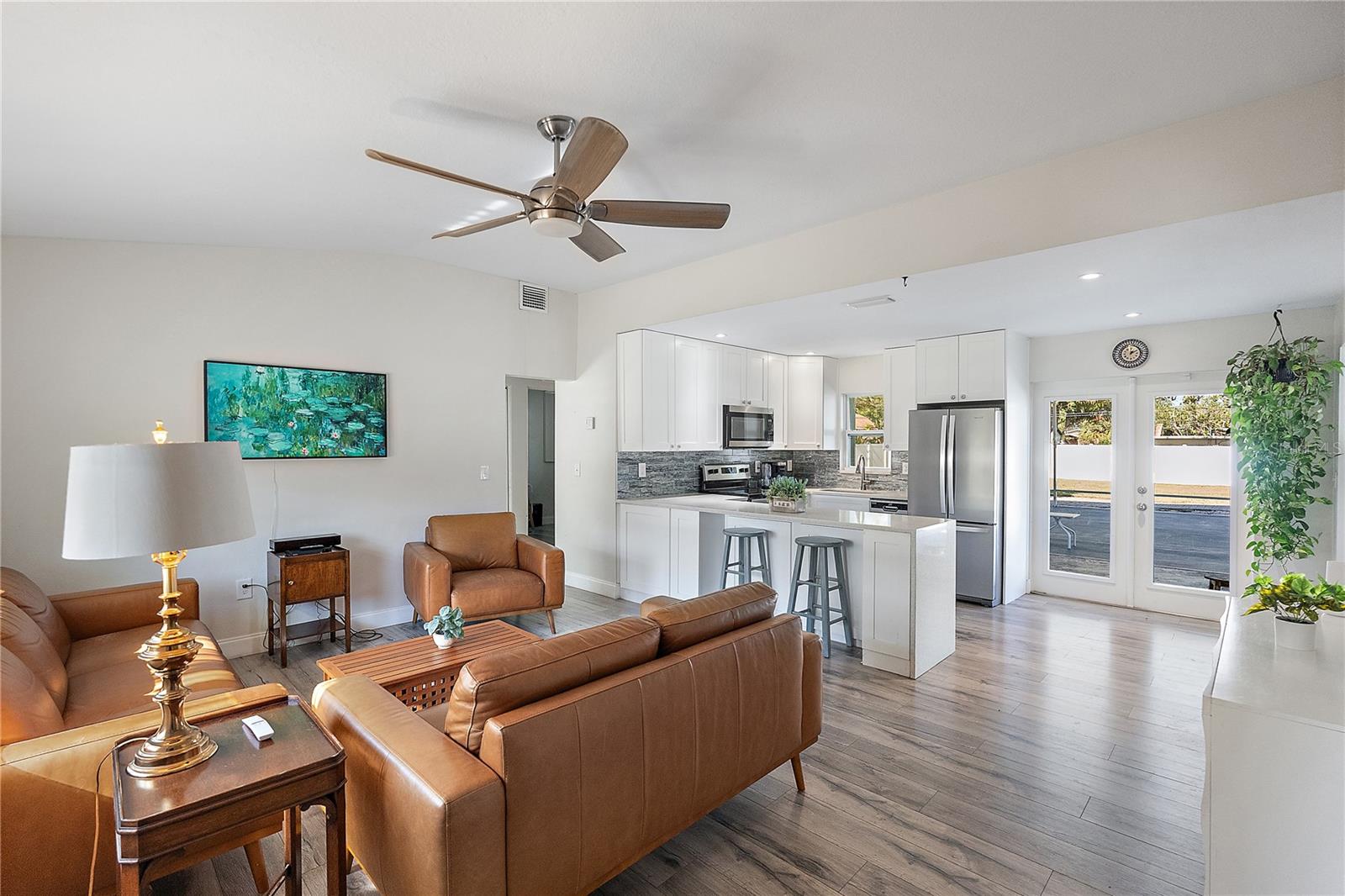 Image 2 of 24 For 6631 Bougainvilla Avenue S