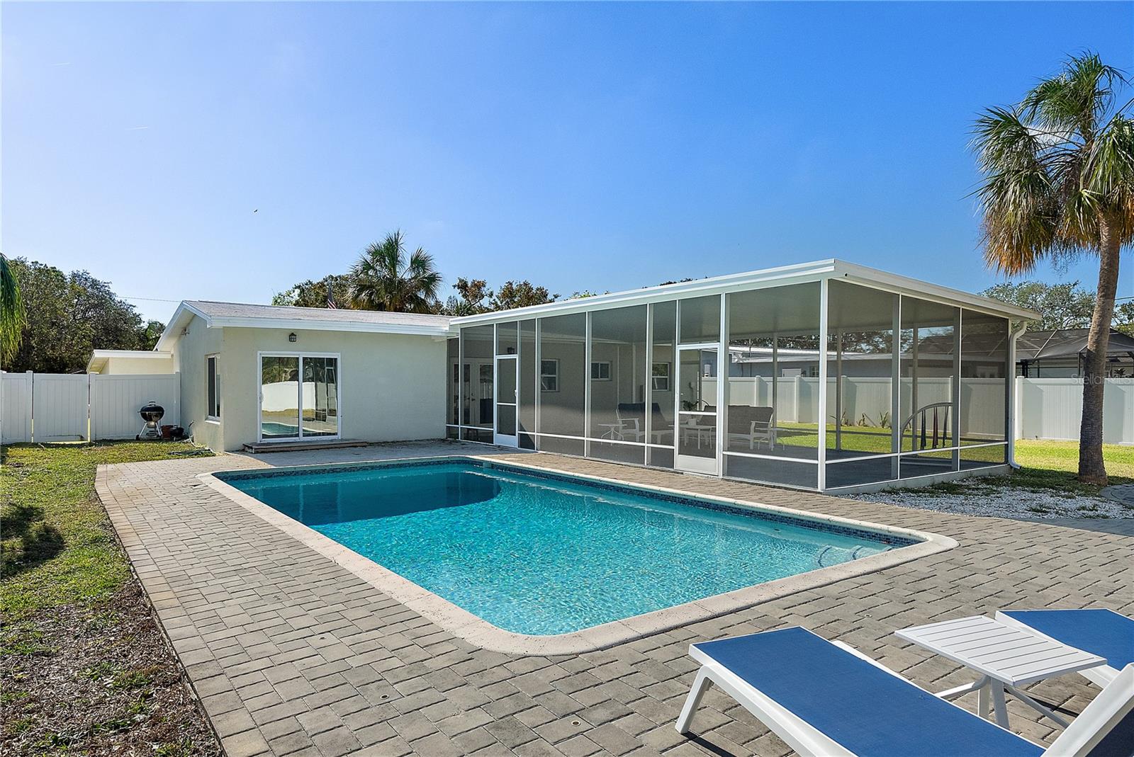 Image 21 of 24 For 6631 Bougainvilla Avenue S