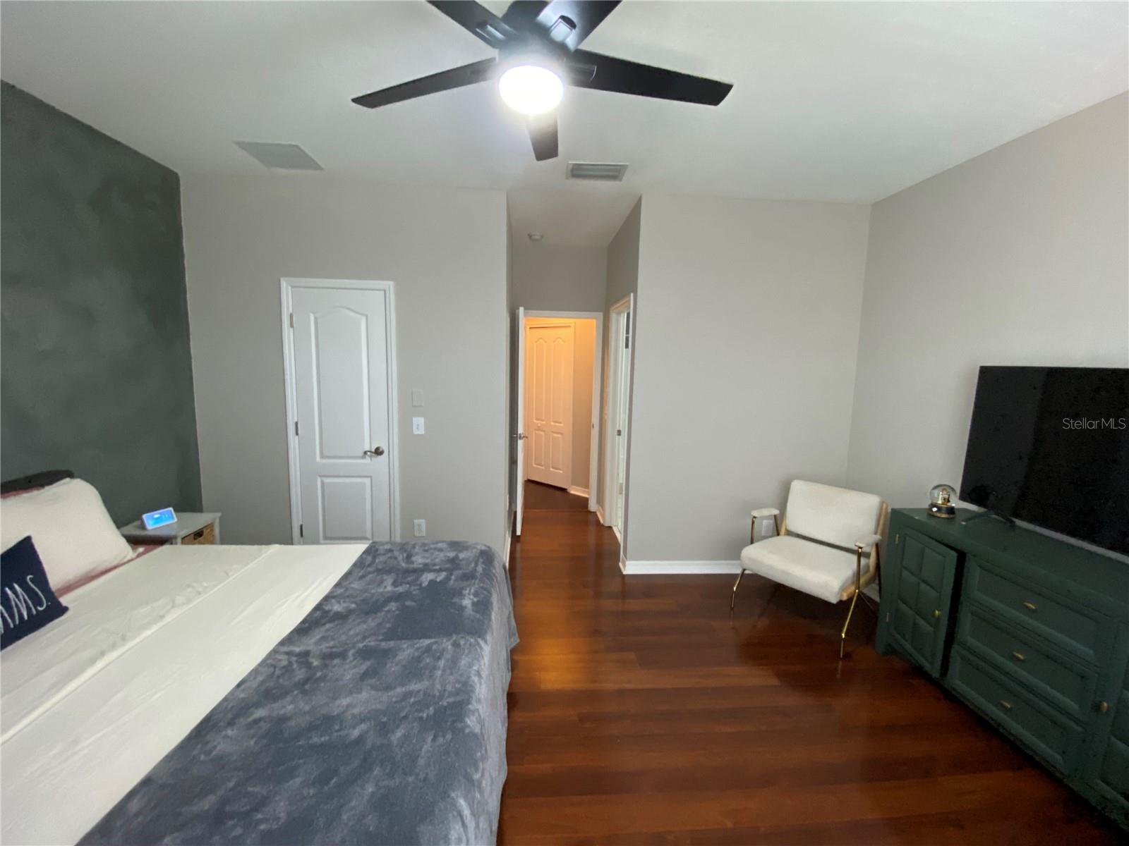 Image 20 of 27 For 16326 Swan View Circle