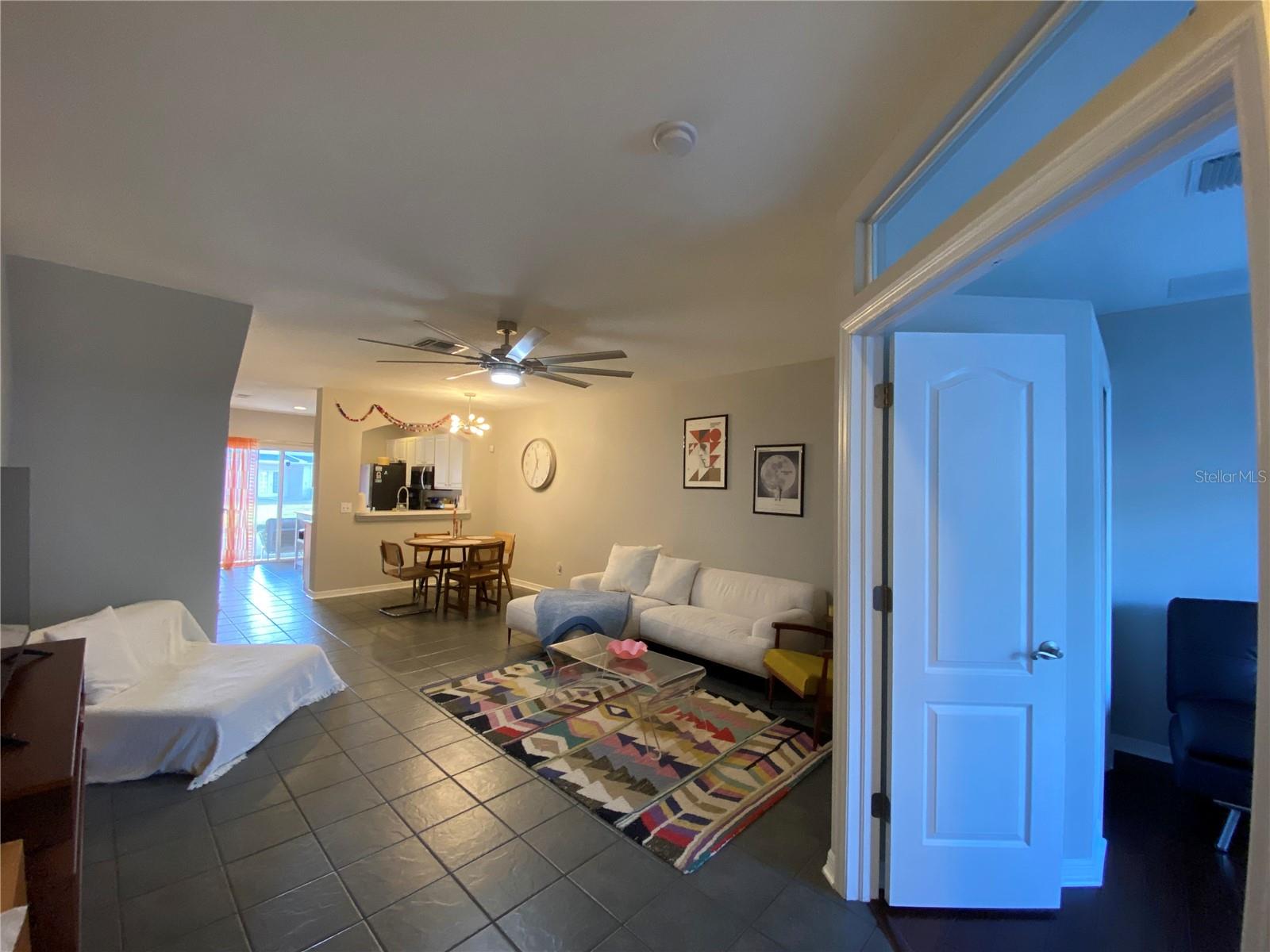 Image 5 of 27 For 16326 Swan View Circle