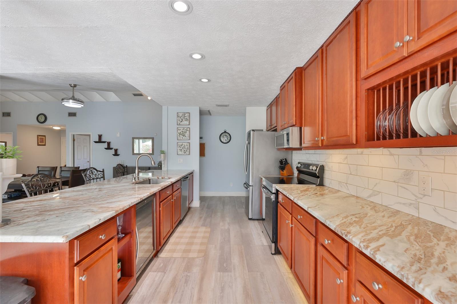 Image 21 of 47 For 20600 Gardenia Drive