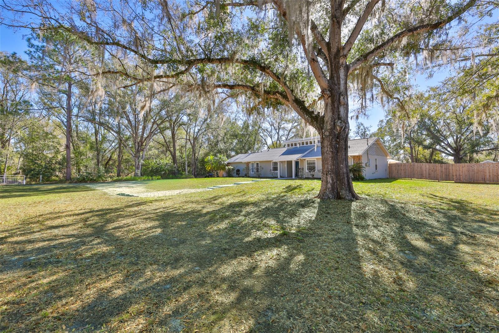 Image 9 of 47 For 20600 Gardenia Drive